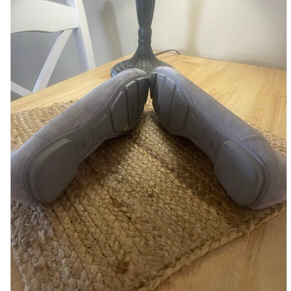 Stuart Weitzman Gray Suede Loafers, S88 - Picture 6 of 7